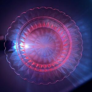 Jeanette Windsor Diamond pattern glass dish.